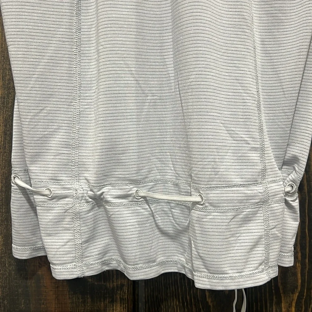 Lululemon Hustle & Bustle‎ Tank Top 6 Grey Striped Drawcord Waist Cinch Athletic